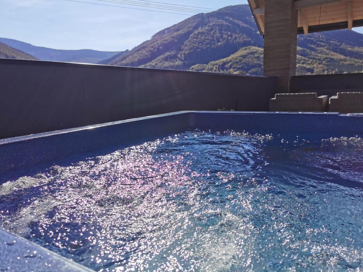 Hotel Maralak Kuncice pod Ondrejnikem Luaran gambar