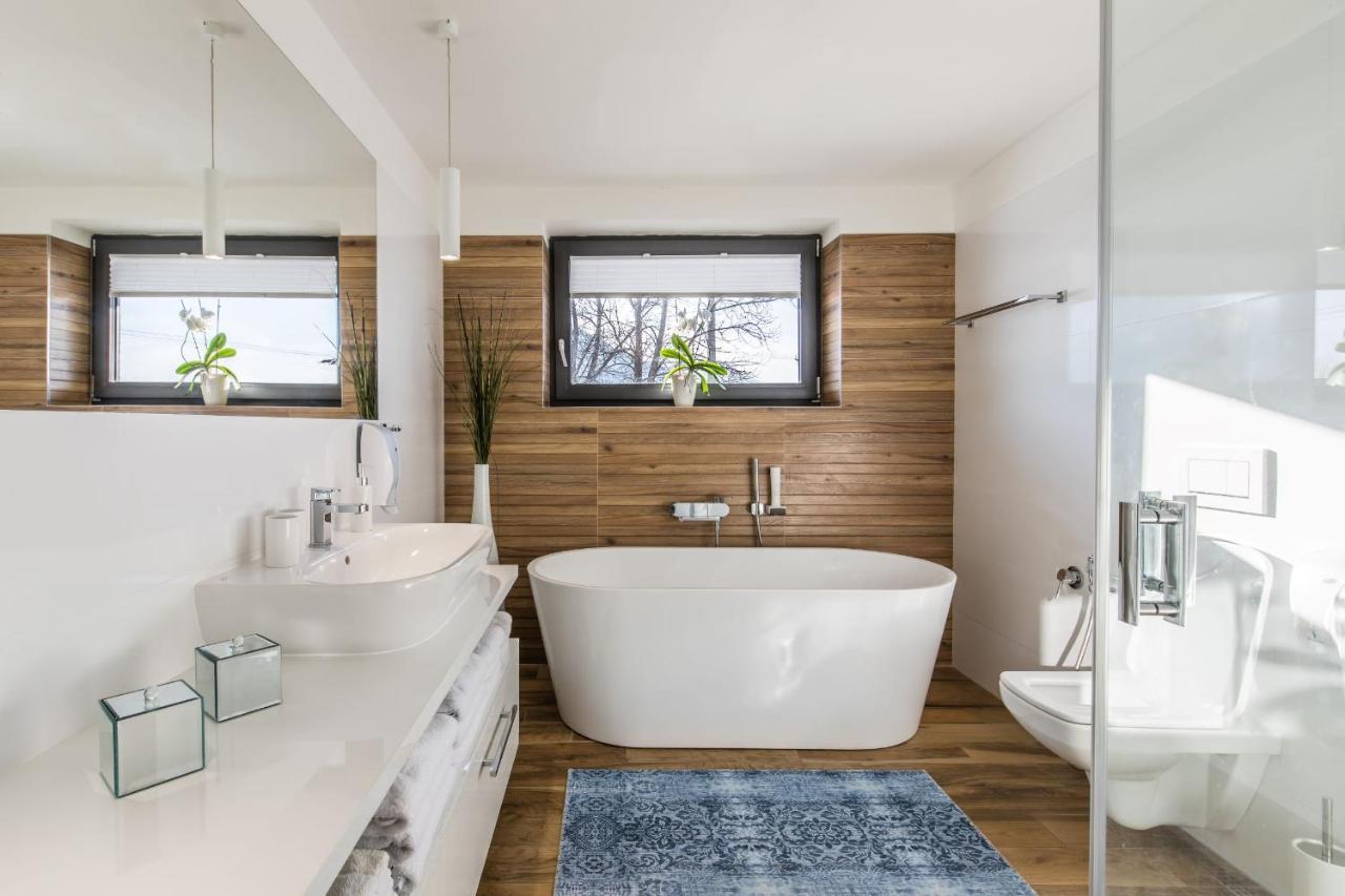 Hotel Maralak Kuncice pod Ondrejnikem Luaran gambar