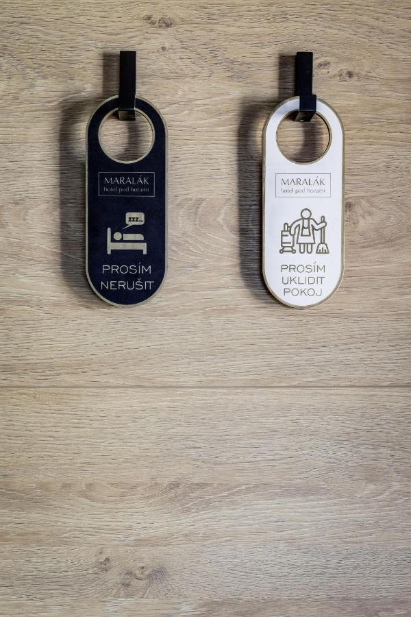 Hotel Maralak Kuncice pod Ondrejnikem Luaran gambar