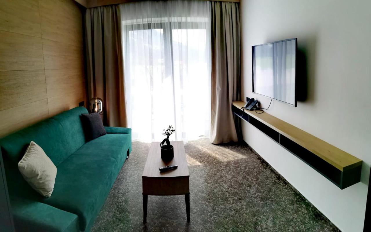 Hotel Maralak Kuncice pod Ondrejnikem Luaran gambar